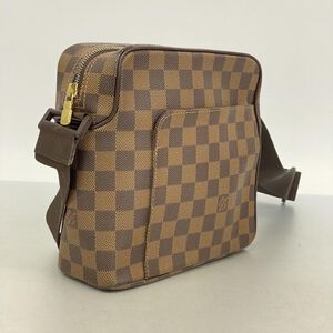 Louis Vuitton Shoulder Bags