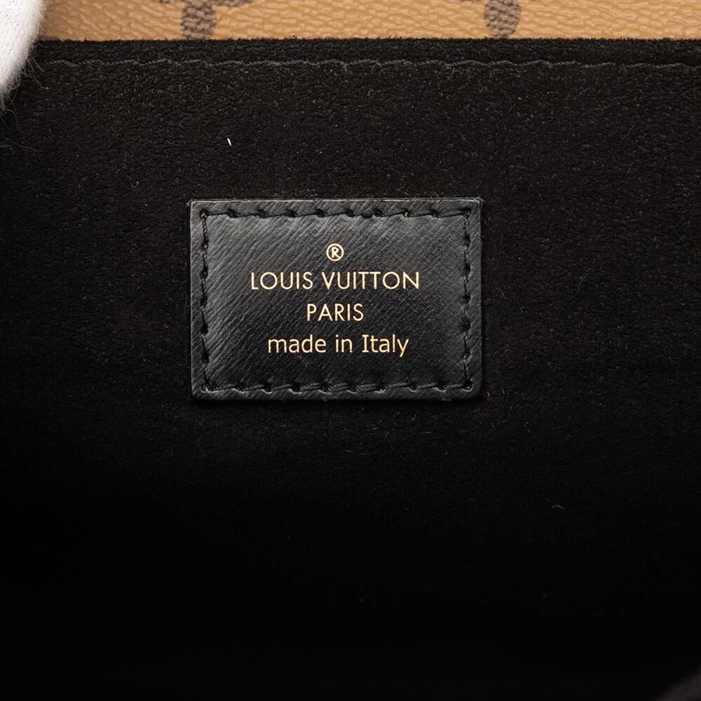 Louis Vuitton Pochette M&eacute;tis