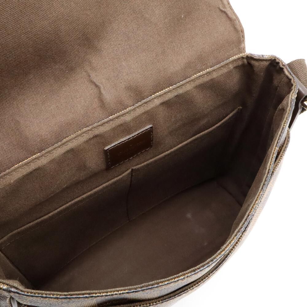 Louis Vuitton District