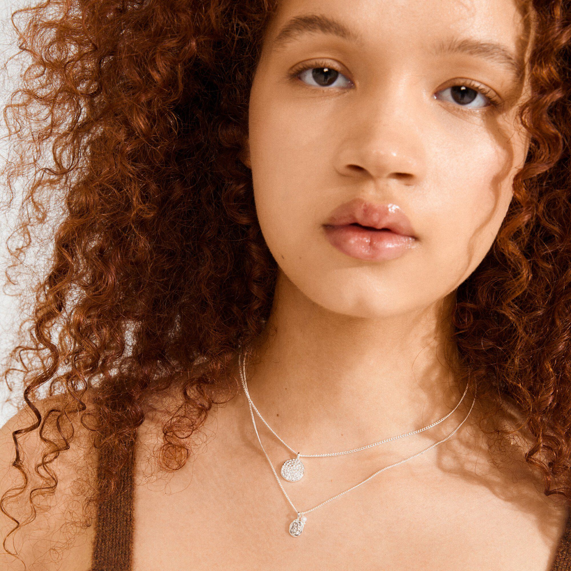 SHIFT halsk&aelig;de 2-i-&eacute;t s&aelig;t, s&oslash;lvbelagt