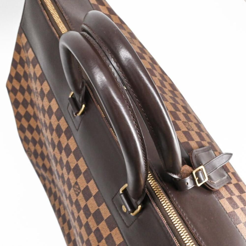 Louis Vuitton Greenwich