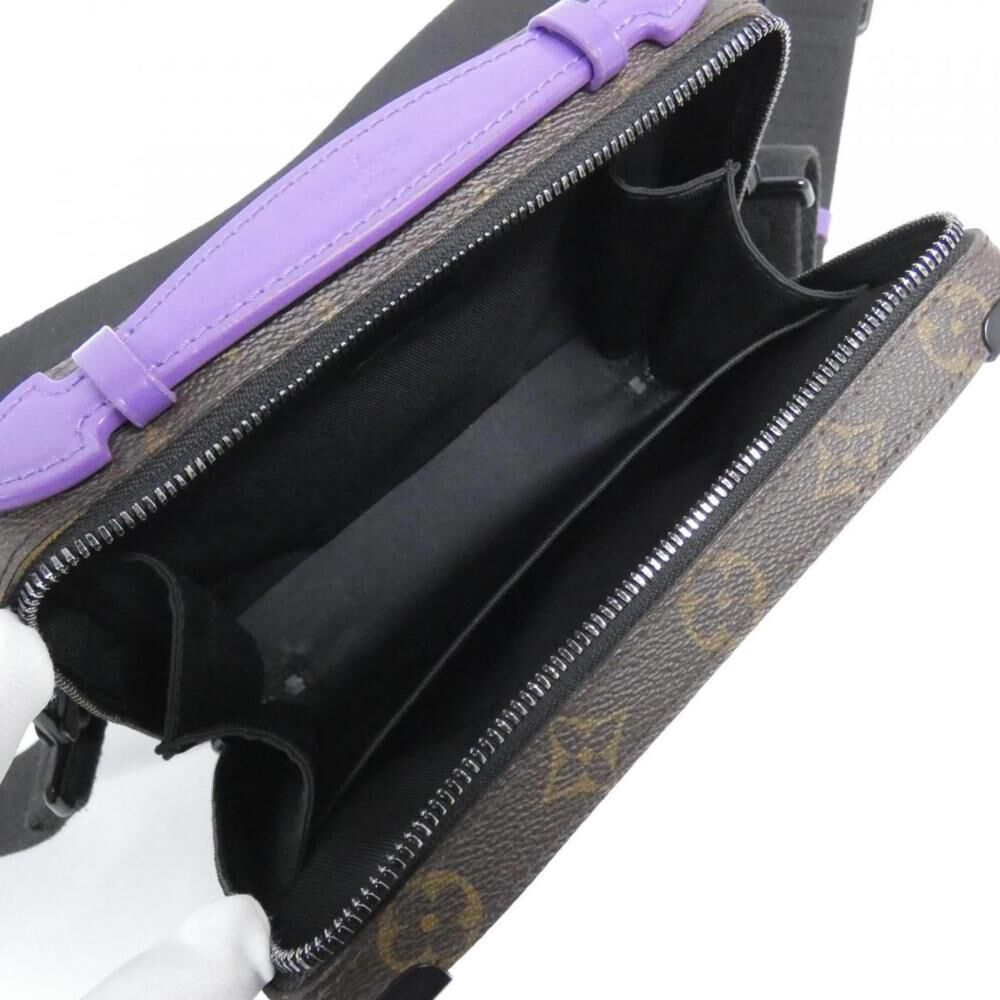 Louis Vuitton Shoulder Bags