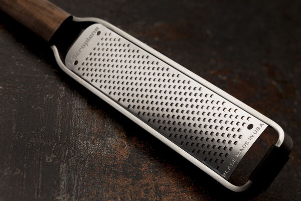 Master rivejern zester fin