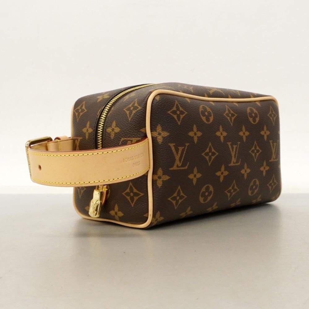 Louis Vuitton Clutch