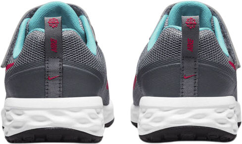 Revolution 6 sneakers