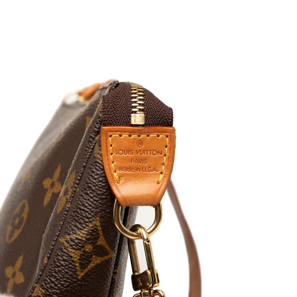Louis Vuitton Pochette Accessoires