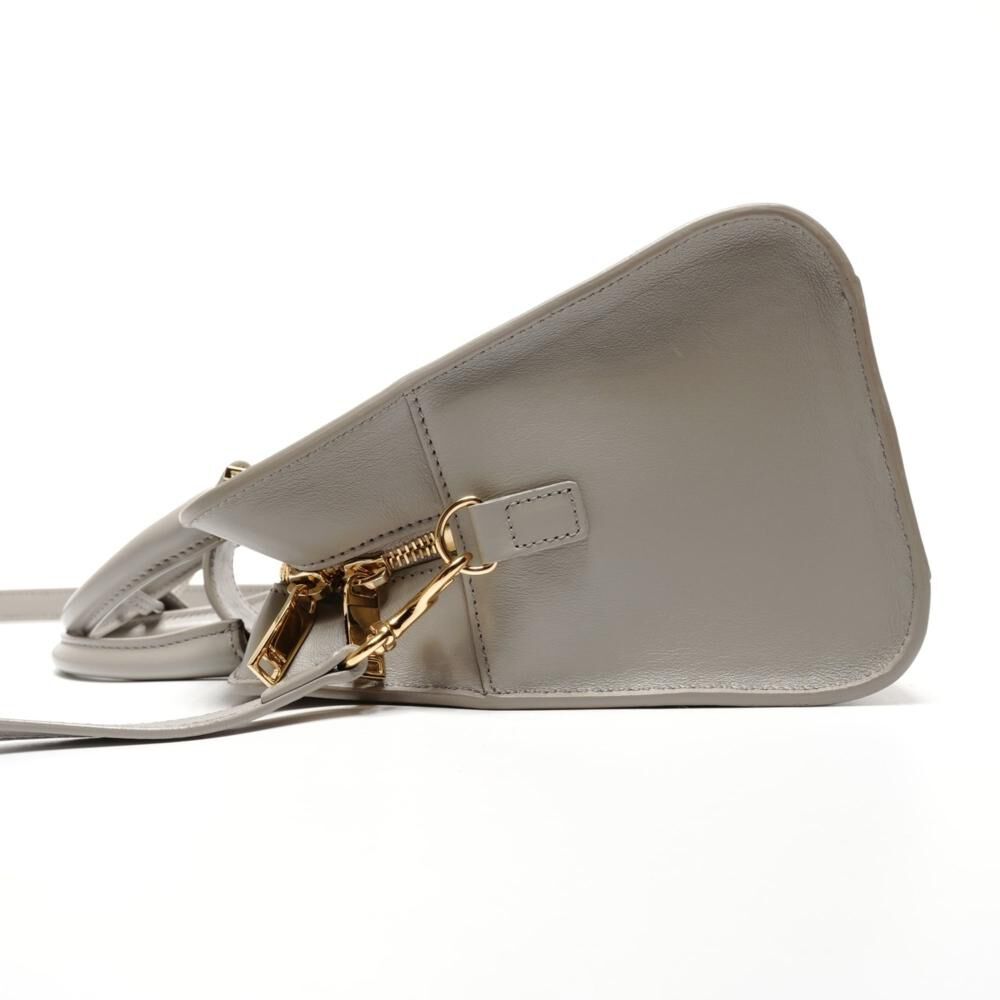 Yves Saint Laurent Handbag