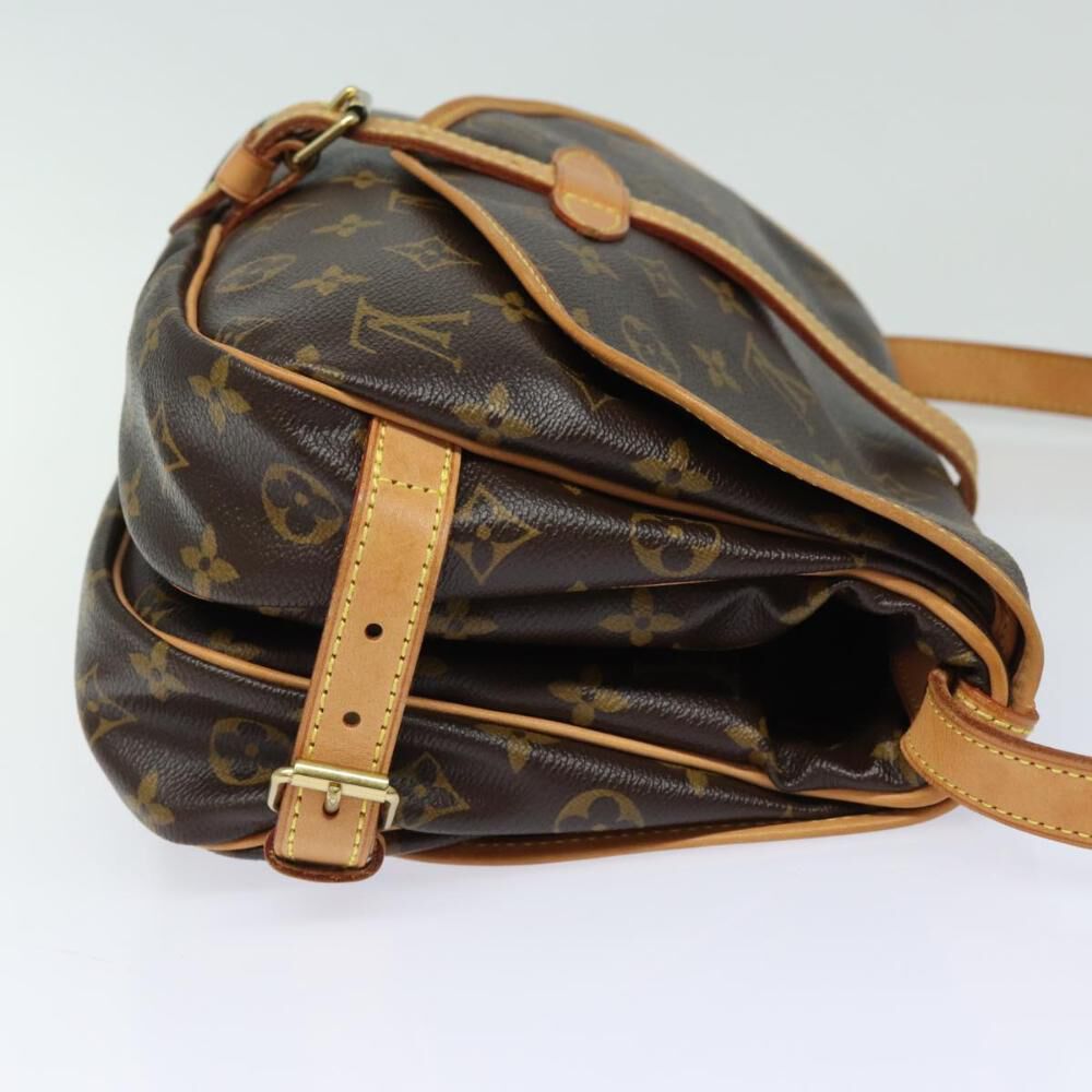 Louis Vuitton Saumur