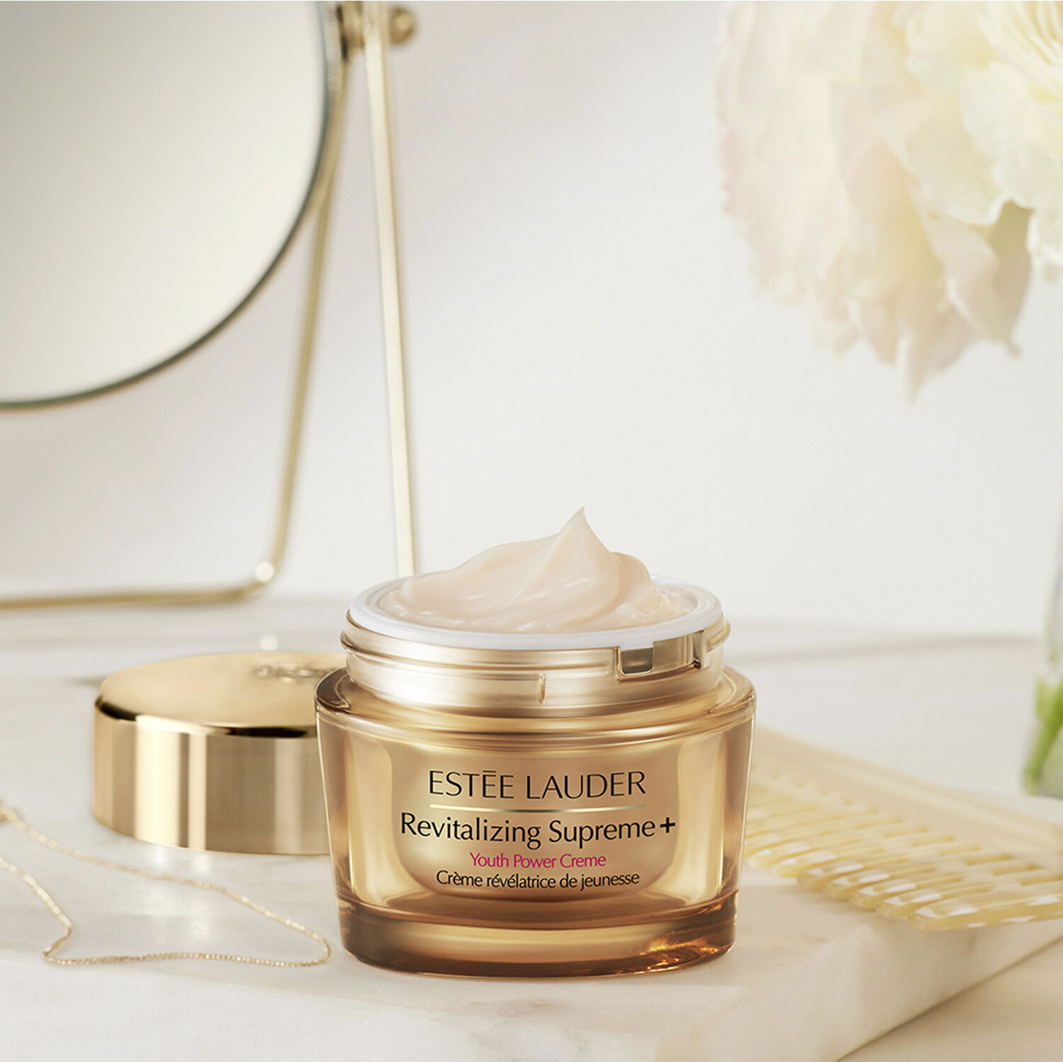 Revitalizing Supreme+ Youth Power Creme