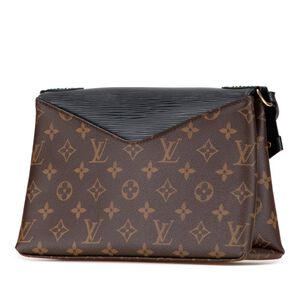 Louis Vuitton Saint Michel