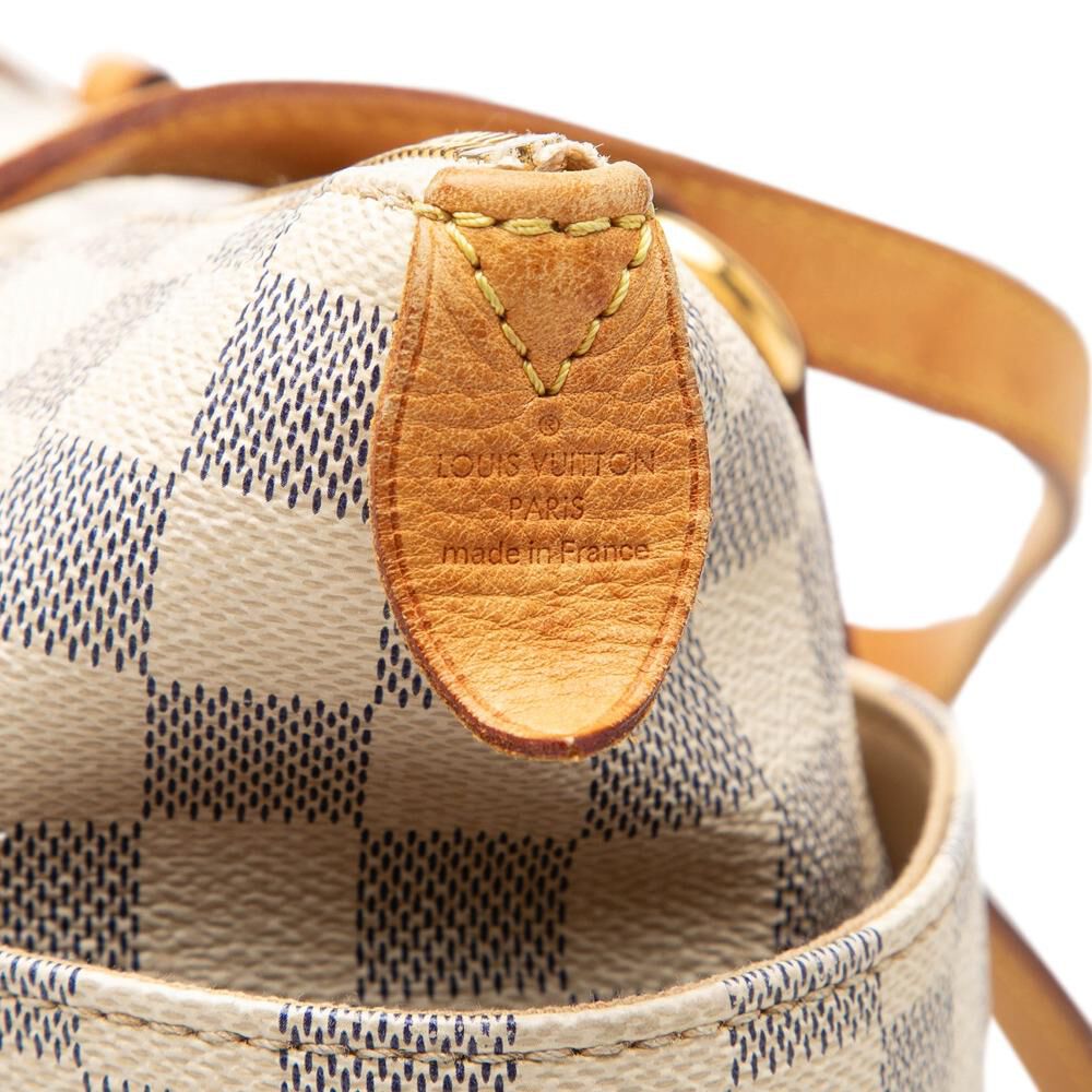 Louis Vuitton Totally