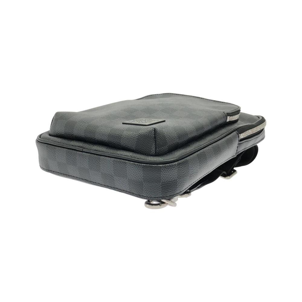 Louis Vuitton Shoulder Bags