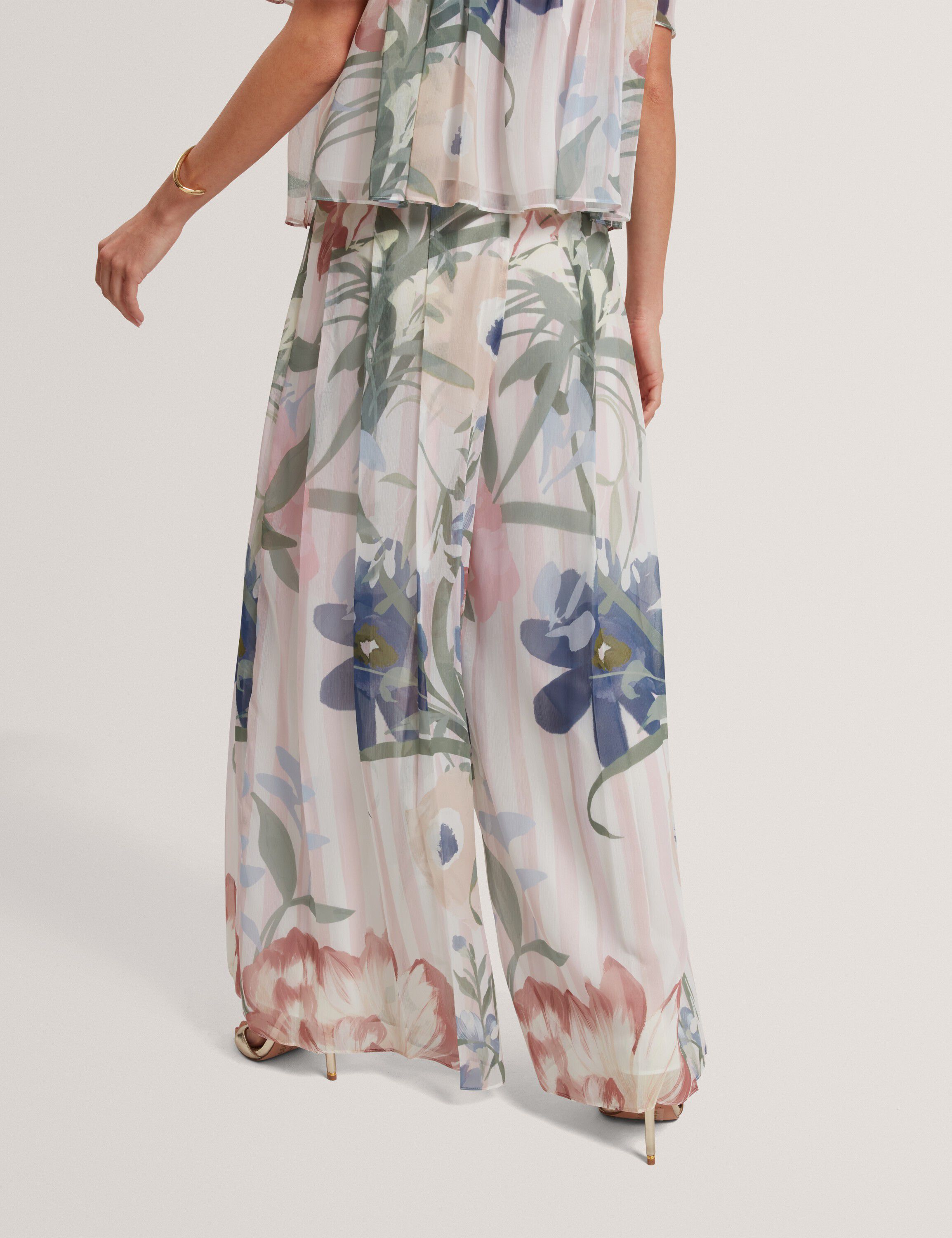 HURTA Printed Wide Leg Pleated Trou