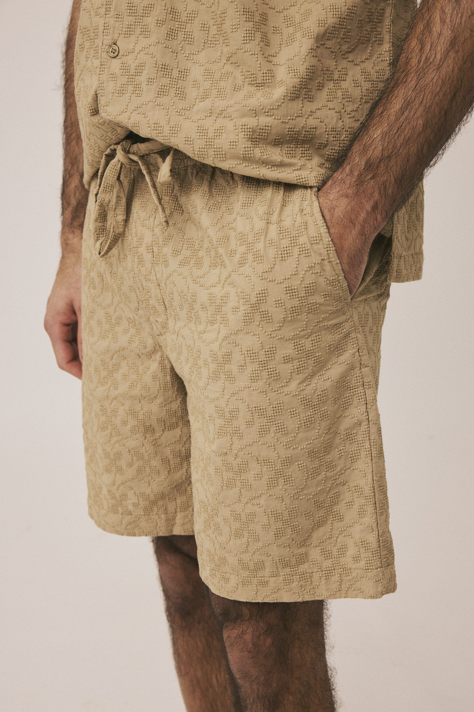 Ripley 4 broderie shorts GOTS