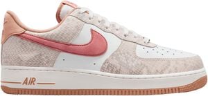 Air Force 1 '07 LV8 Sneakers