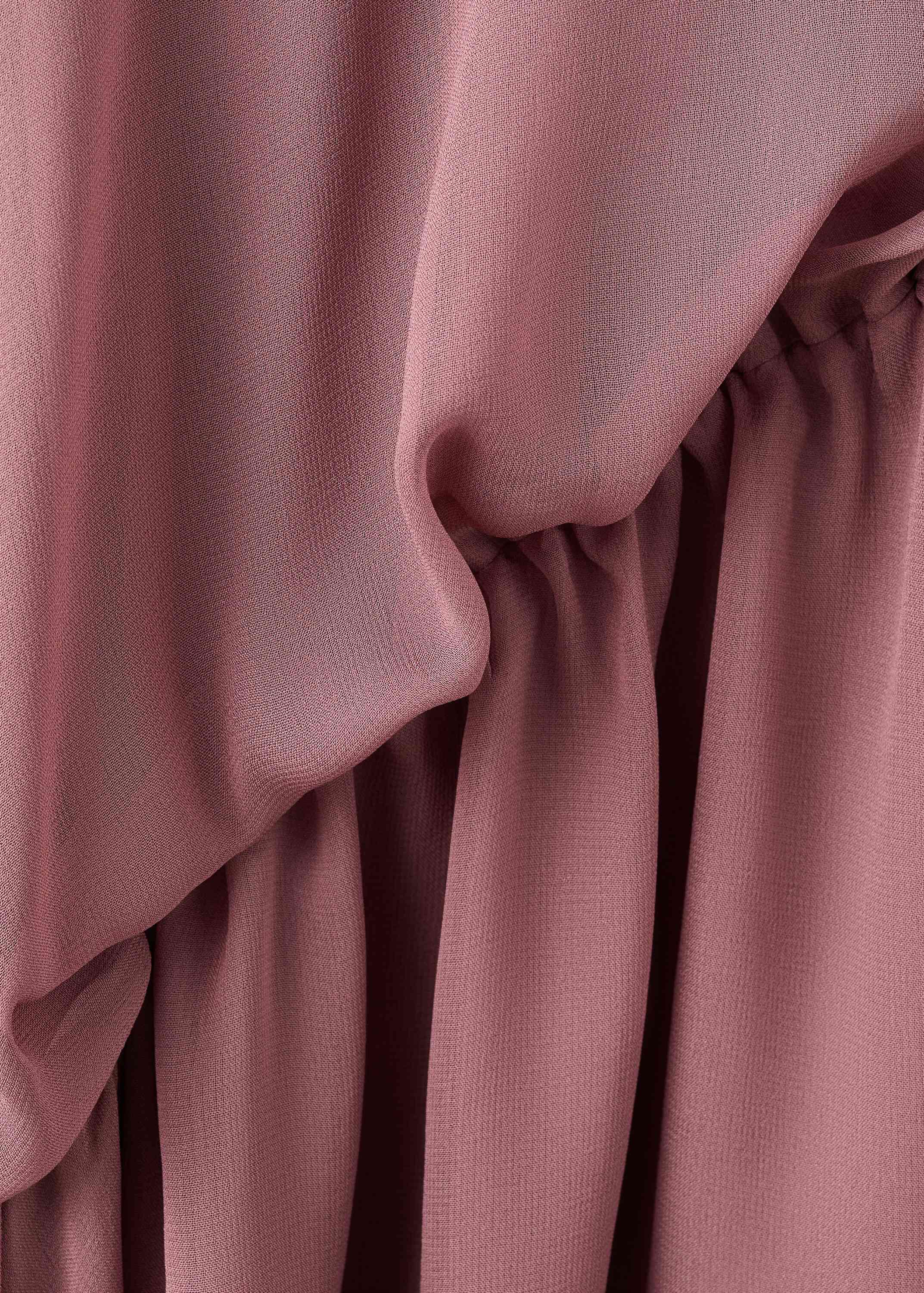 Ruffle dress with asymmetrical slee