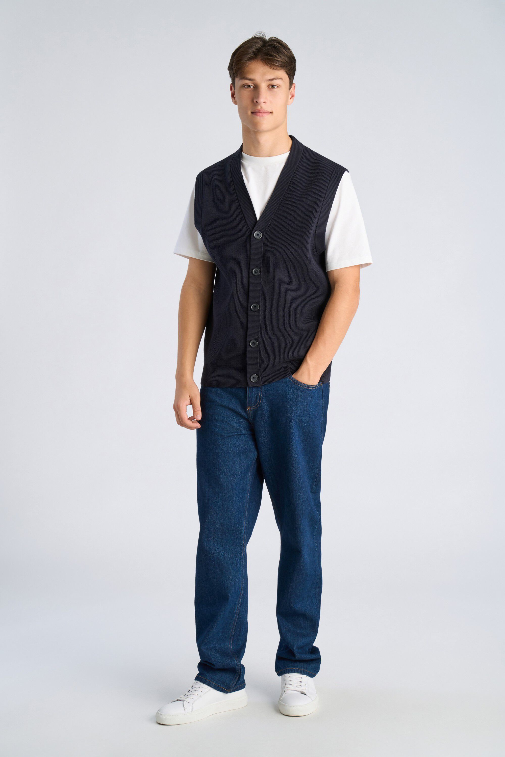 Rib v-neck button slipover