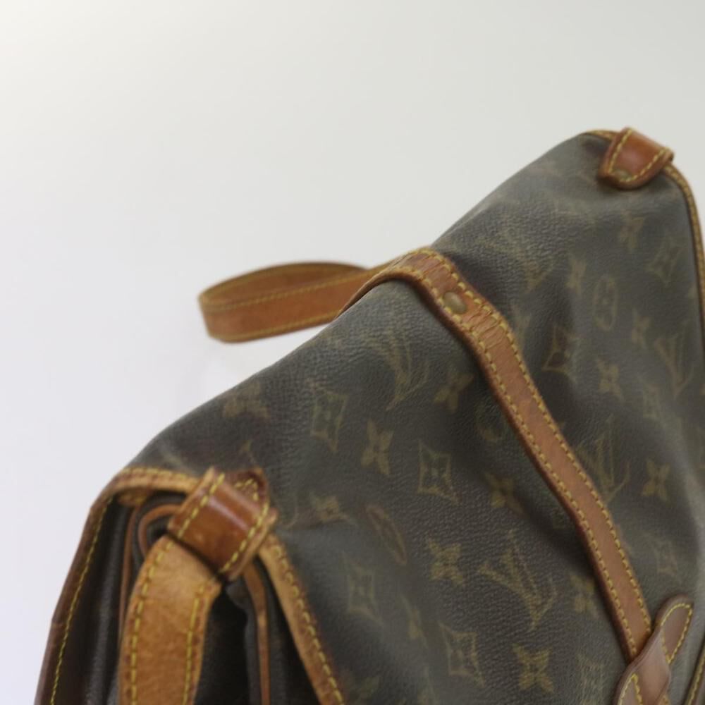 Louis Vuitton Saumur
