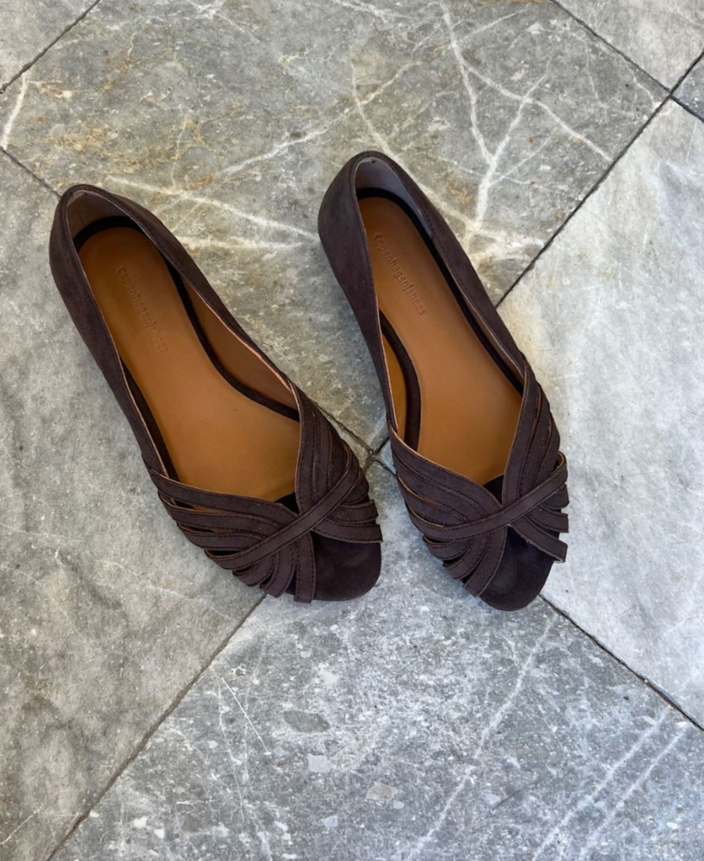 PASSIONATE SUEDE