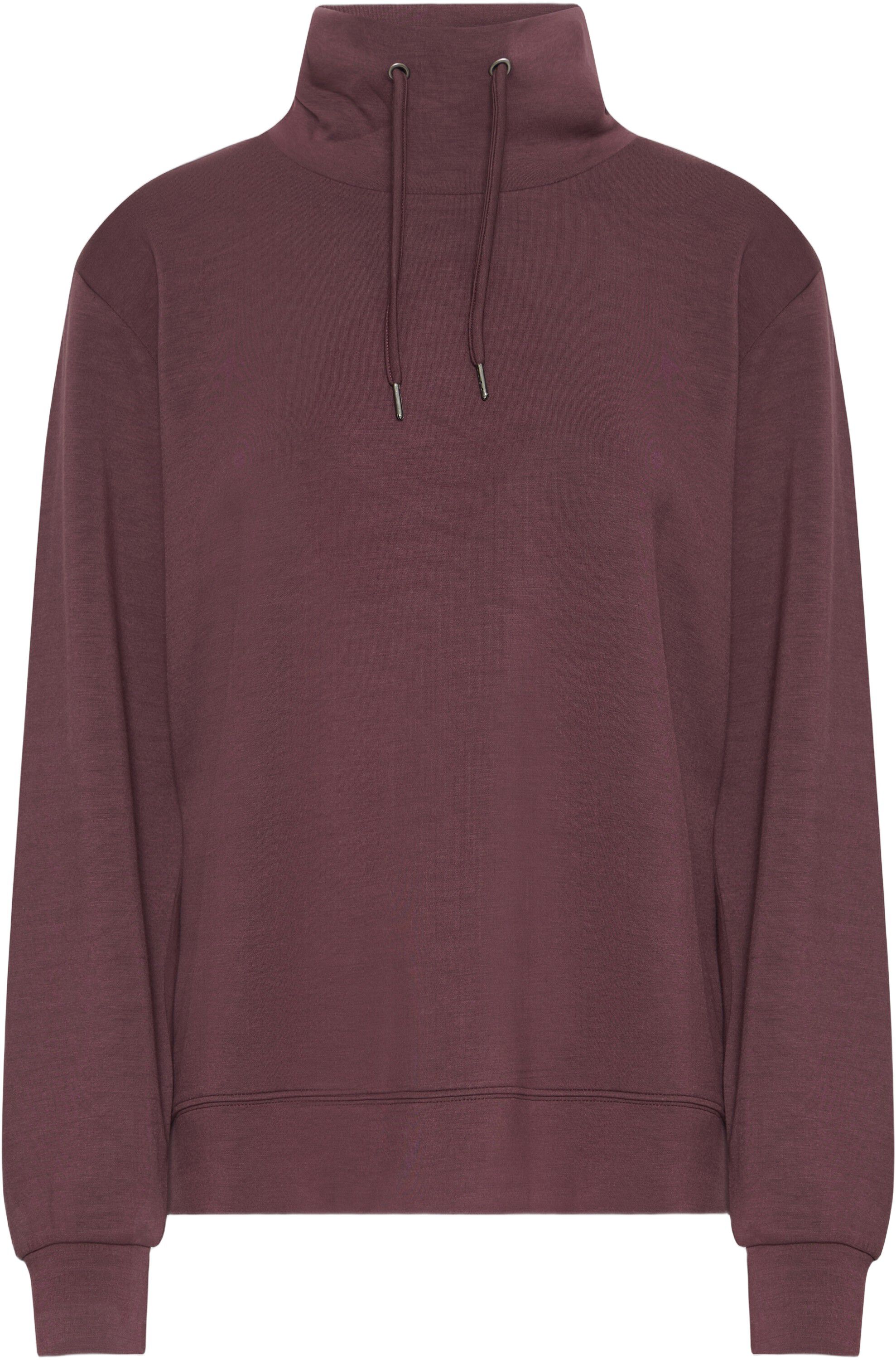 Sweatshirts & sweatpants