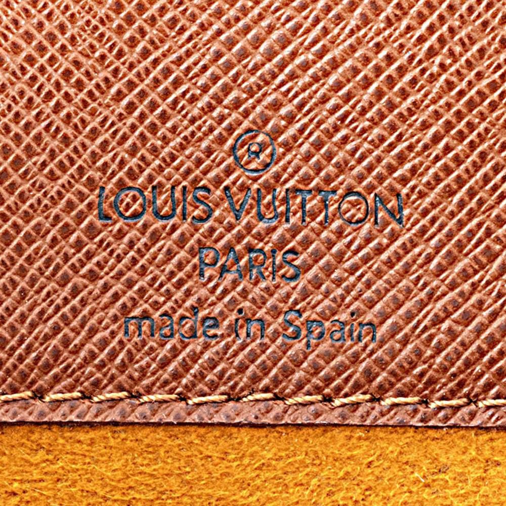 Louis Vuitton Shoulder Bags