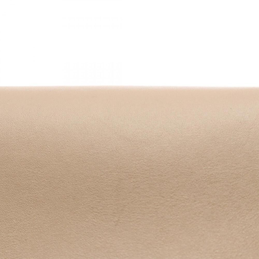 C&eacute;line Trapeze