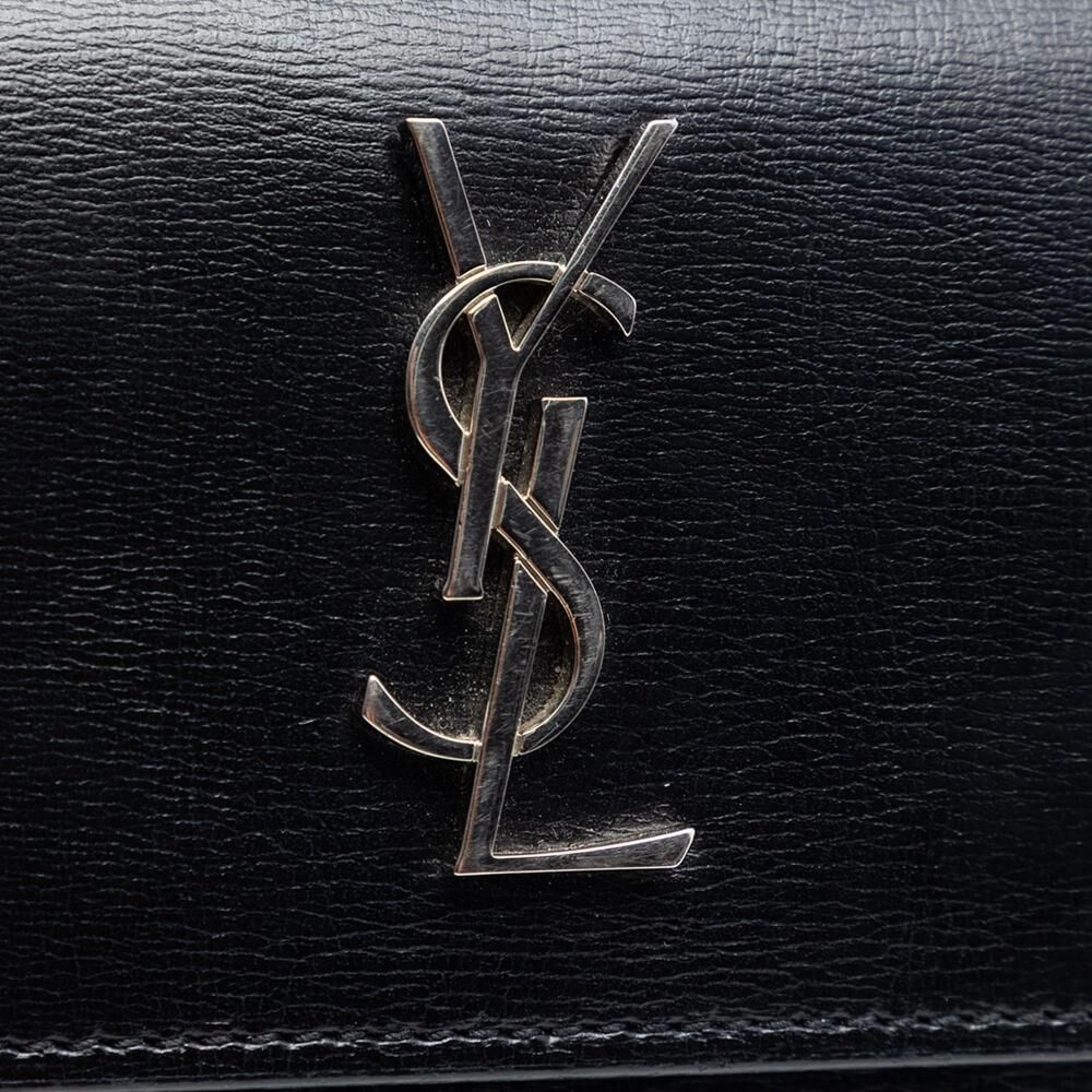 Yves Saint Laurent Shoulder Bag