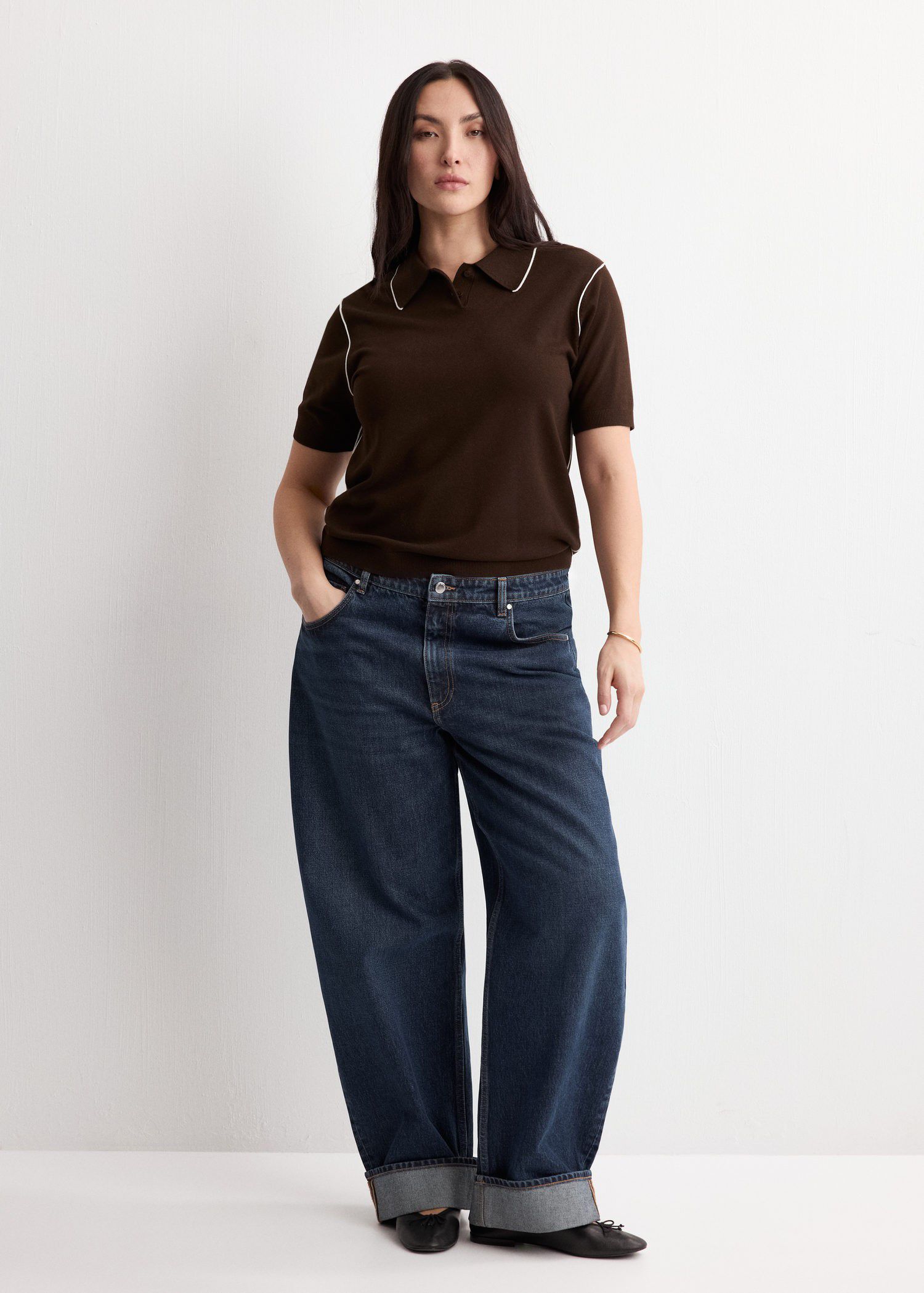 Contrasting stripes sweater