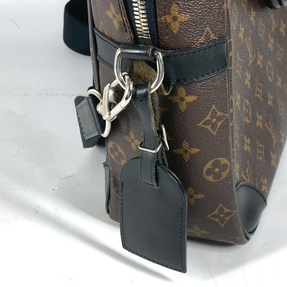 Louis Vuitton Porte Documents Voyage