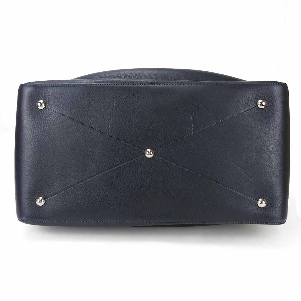 Louis Vuitton Greenwich