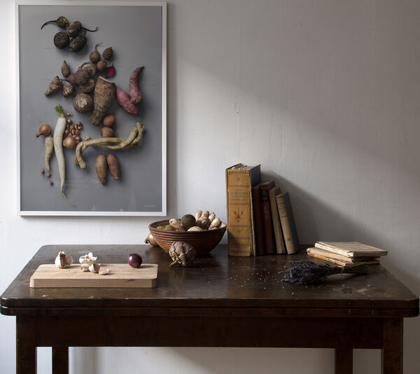 MAD/PLAKAT - Grå rødder- stilleben