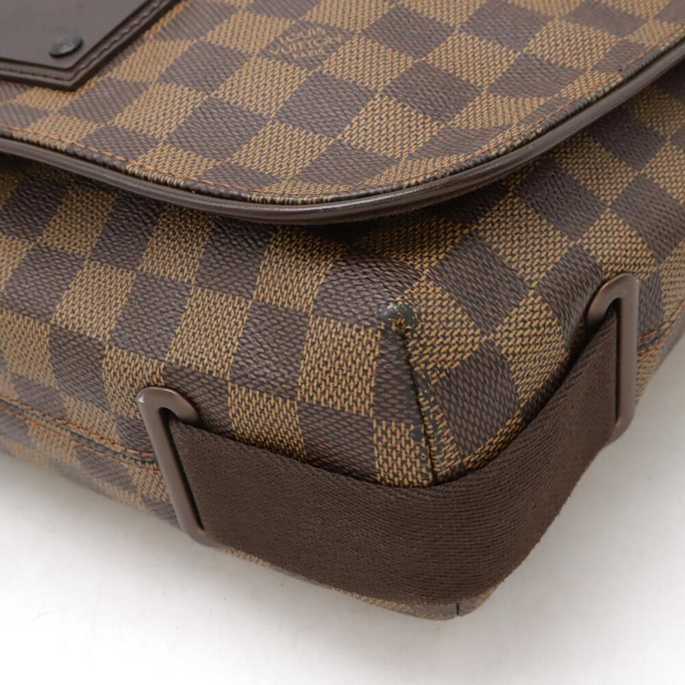 Louis Vuitton Shoulder Bags