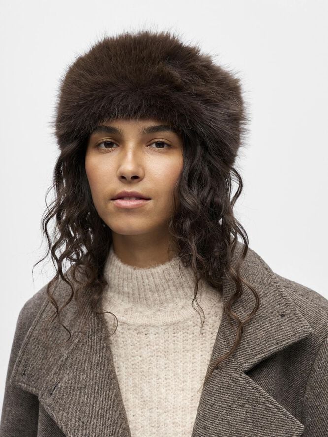 OBJJUNE BUCKET HAT 141