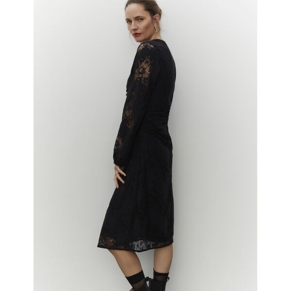 Naomi - Artistic Lace