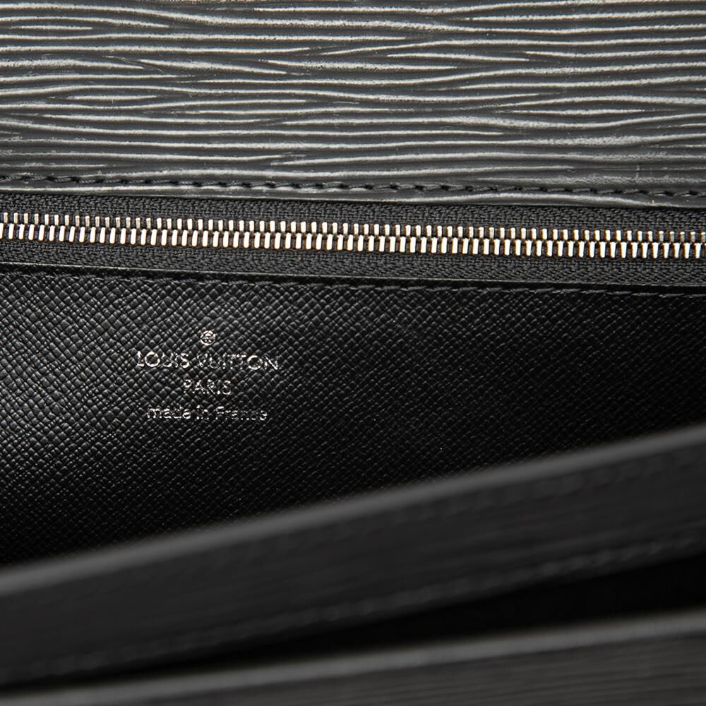 Louis Vuitton Pochette Sellier