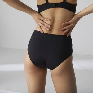 ESSENTIEL Control brief
