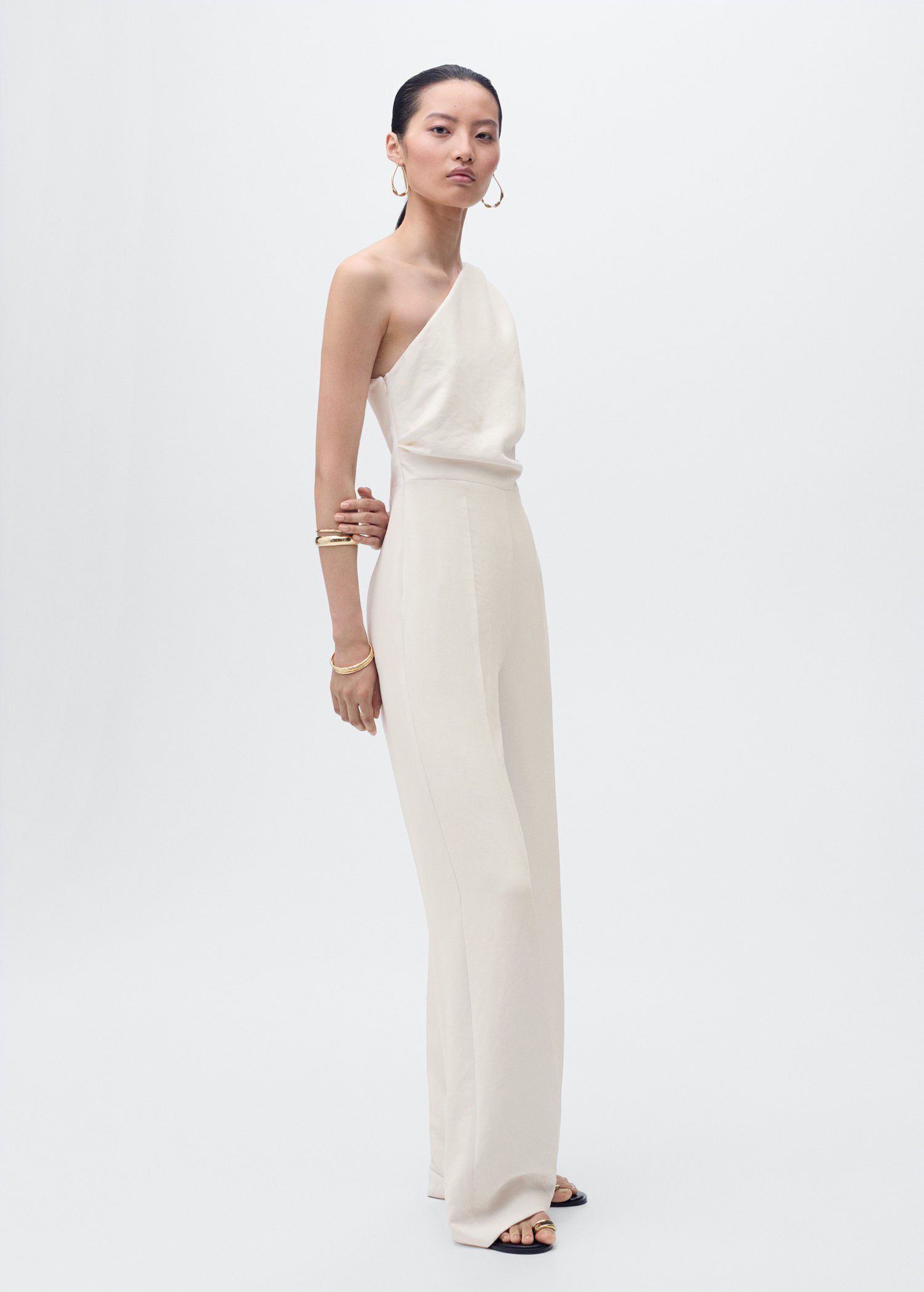 Long jumpsuit with asymmetrical nec