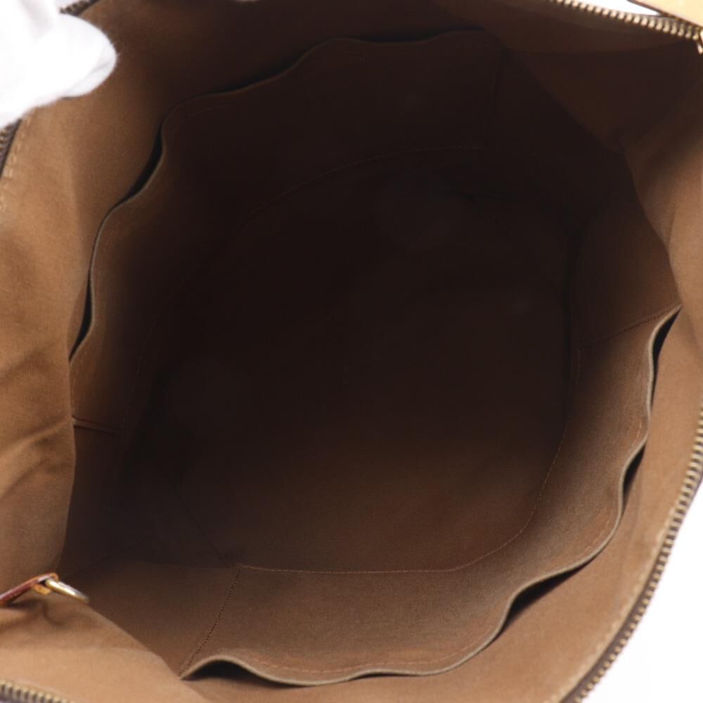 Louis Vuitton Totally