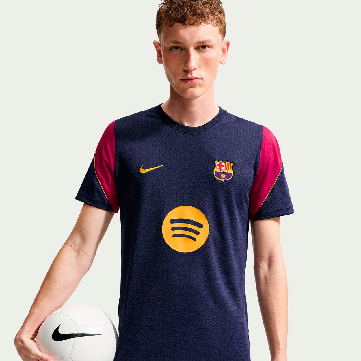 FC Barcelona Strike T-shirt