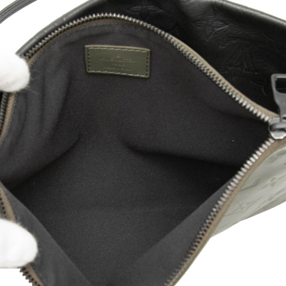 Louis Vuitton Messenger