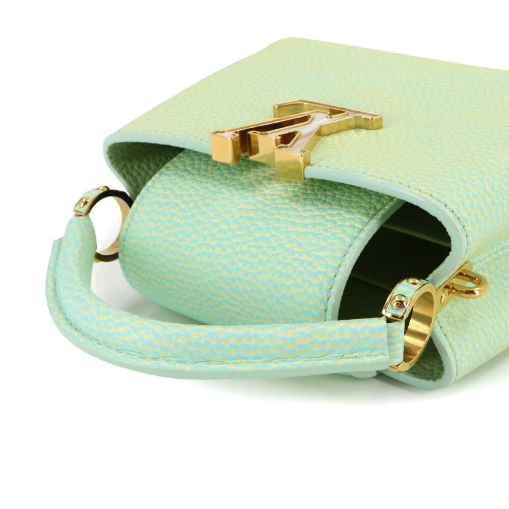 Louis Vuitton Capucines