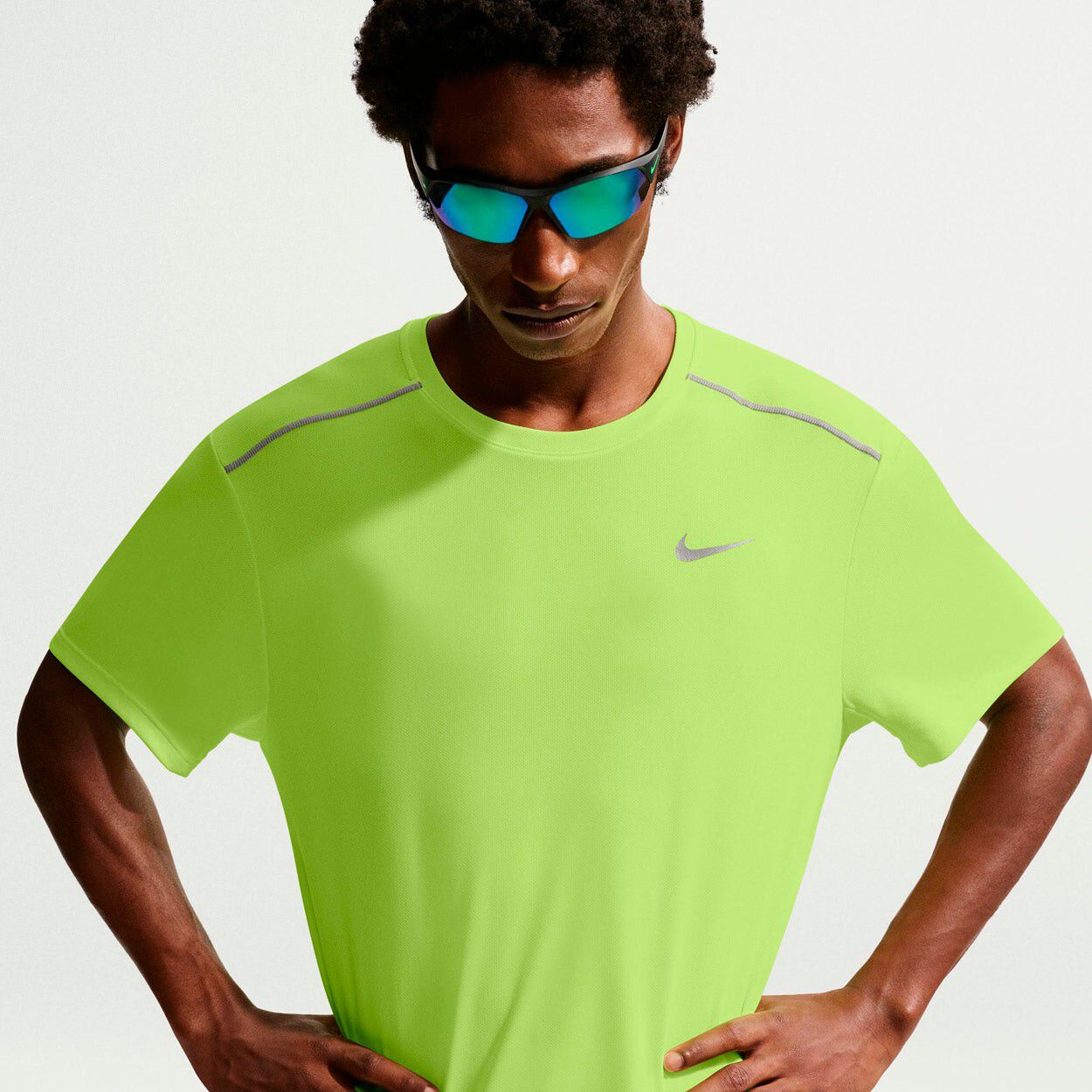 Miler Dri-Fit UV L&oslash;be T-shirt