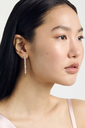 MELLSIE Icon Crystal Drop Earring