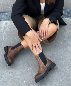 ANKLE BOOT