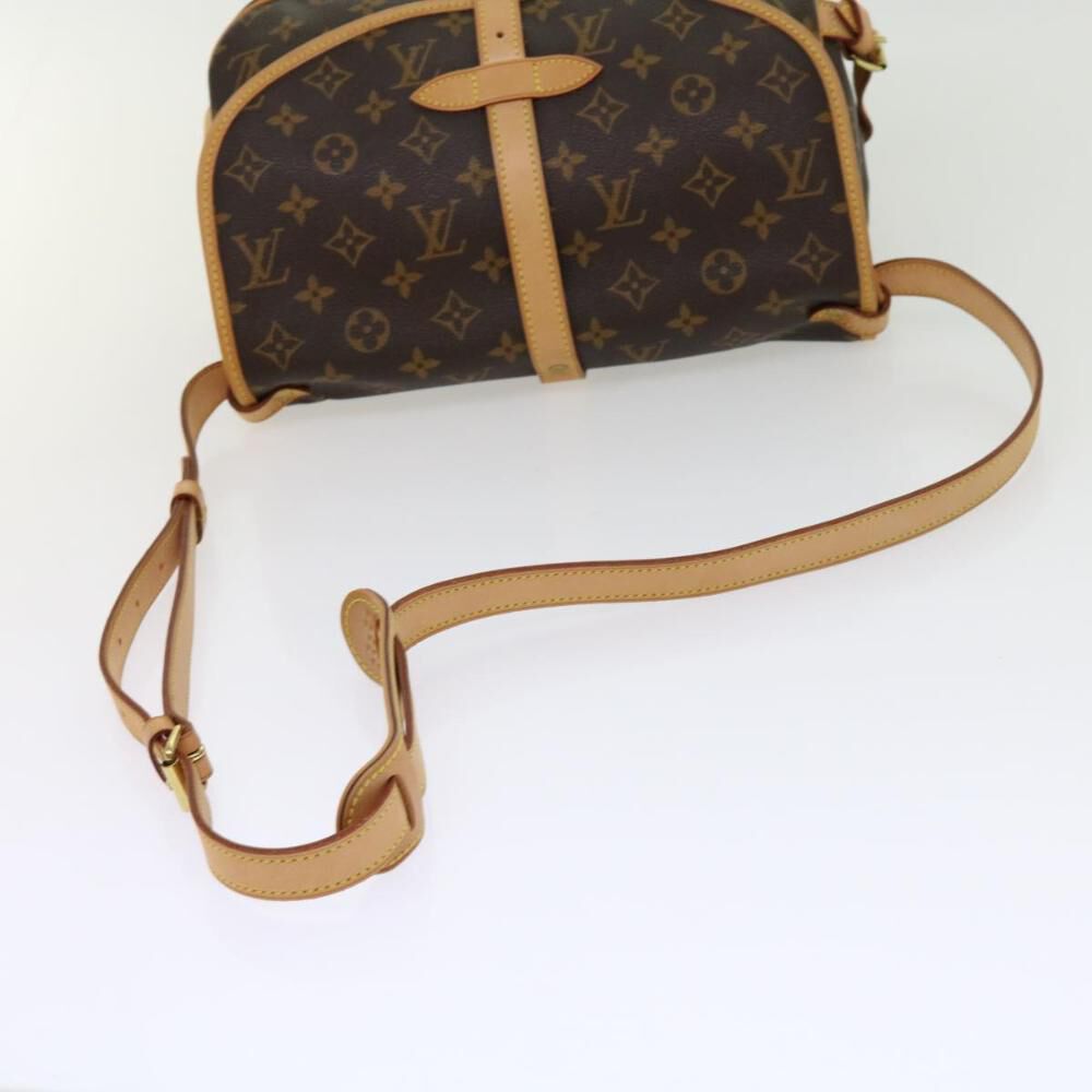 Louis Vuitton Saumur