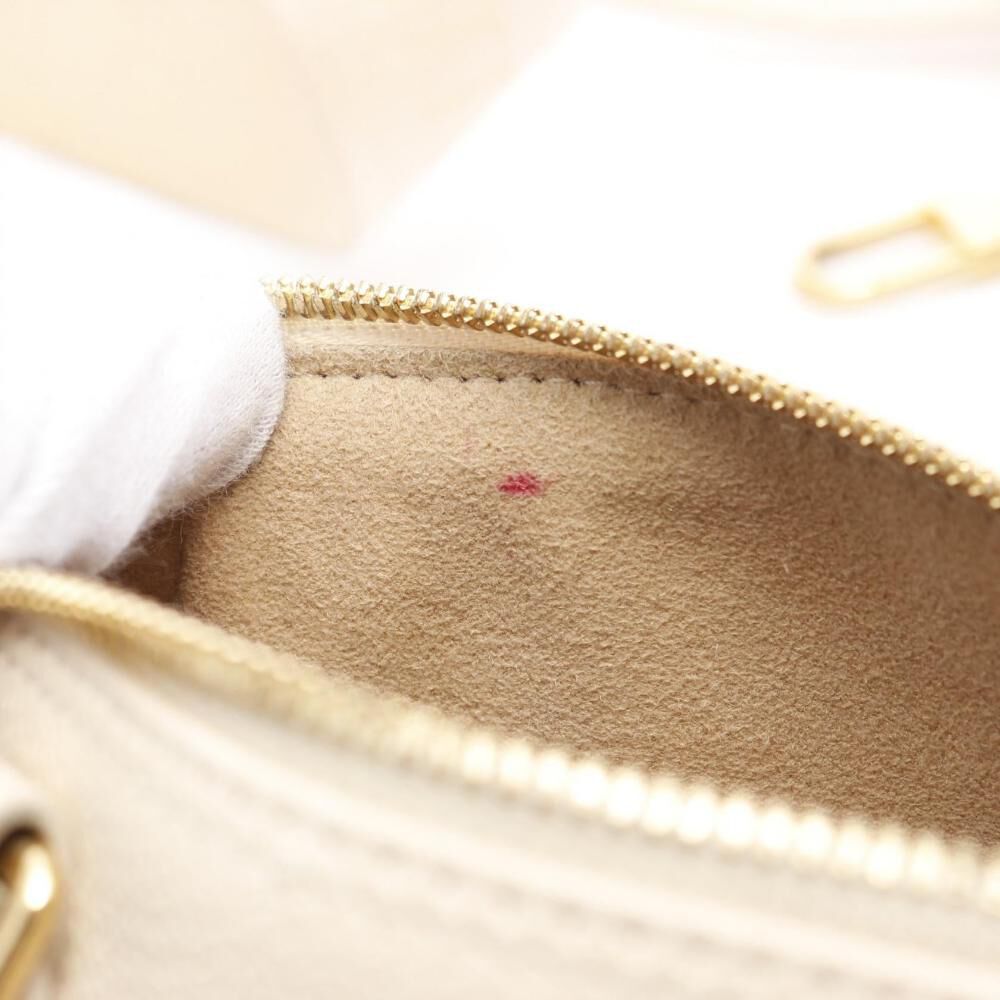 Louis Vuitton Papillon