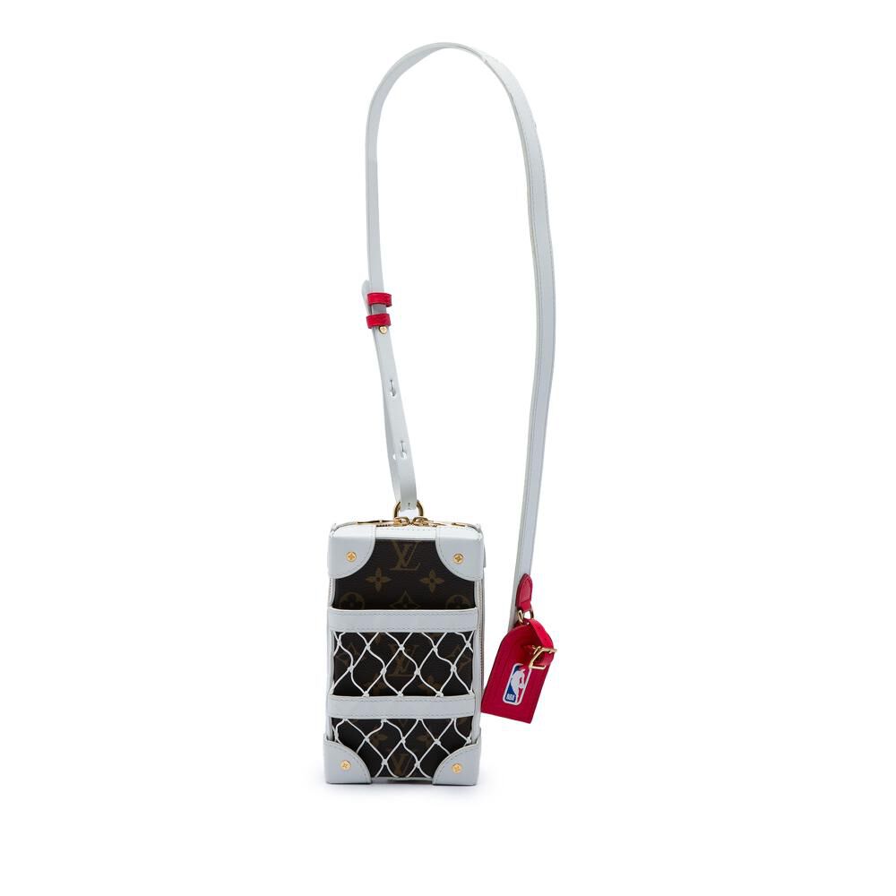 Louis Vuitton Shoulder Bags