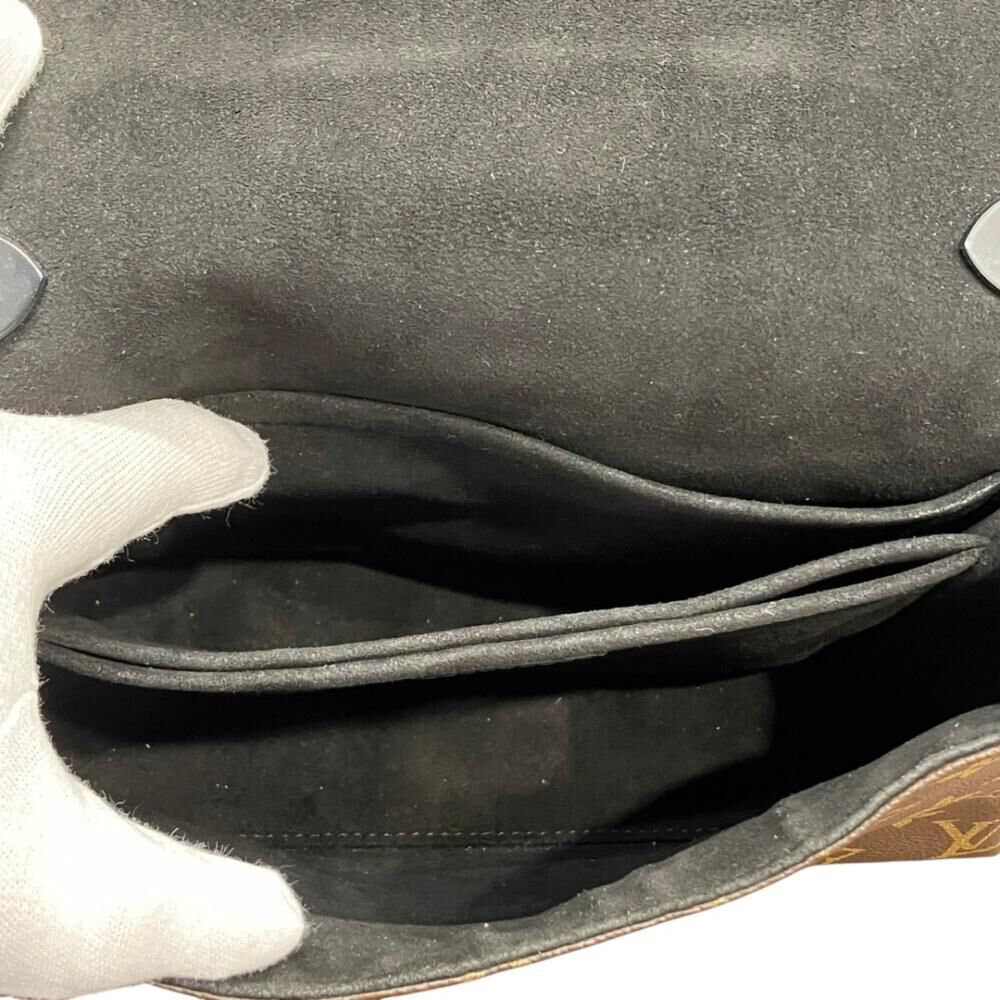 Louis Vuitton Saint Michel