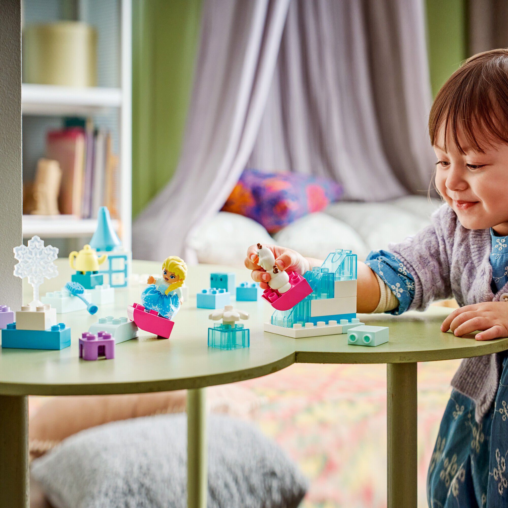 Frost &ndash; kreativ &aelig;ske med Elsa og Olaf 10462