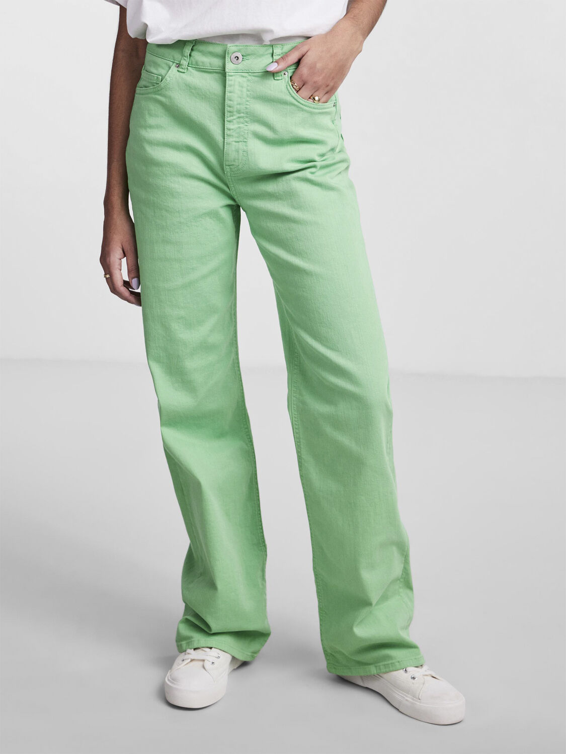 PCHOLLY HW WIDE JEANS COLOUR NOOS B